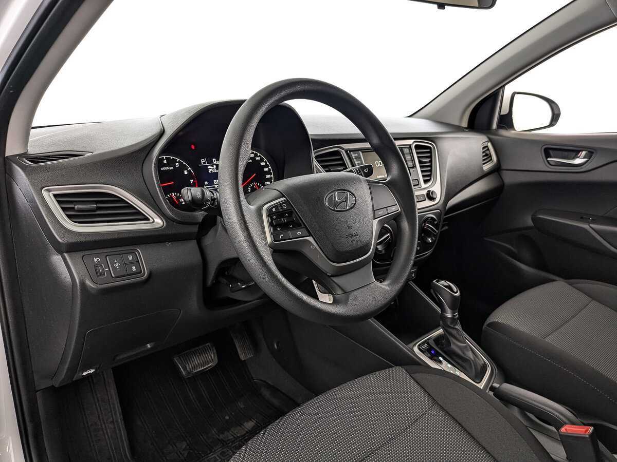 Купить Hyundai Solaris, 2022, 16 013 км, фото №11