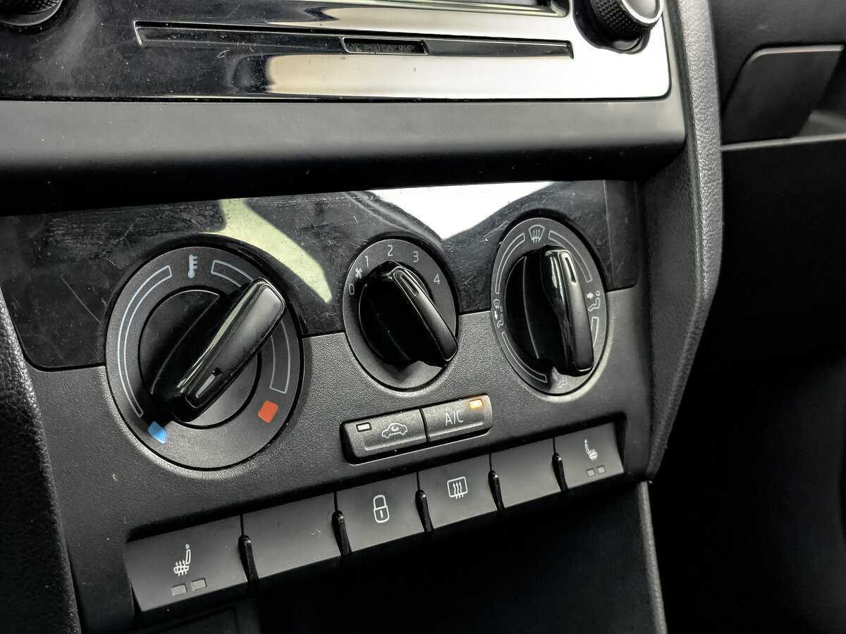 Купить Skoda Rapid, 2019, 50 560 км, фото №17