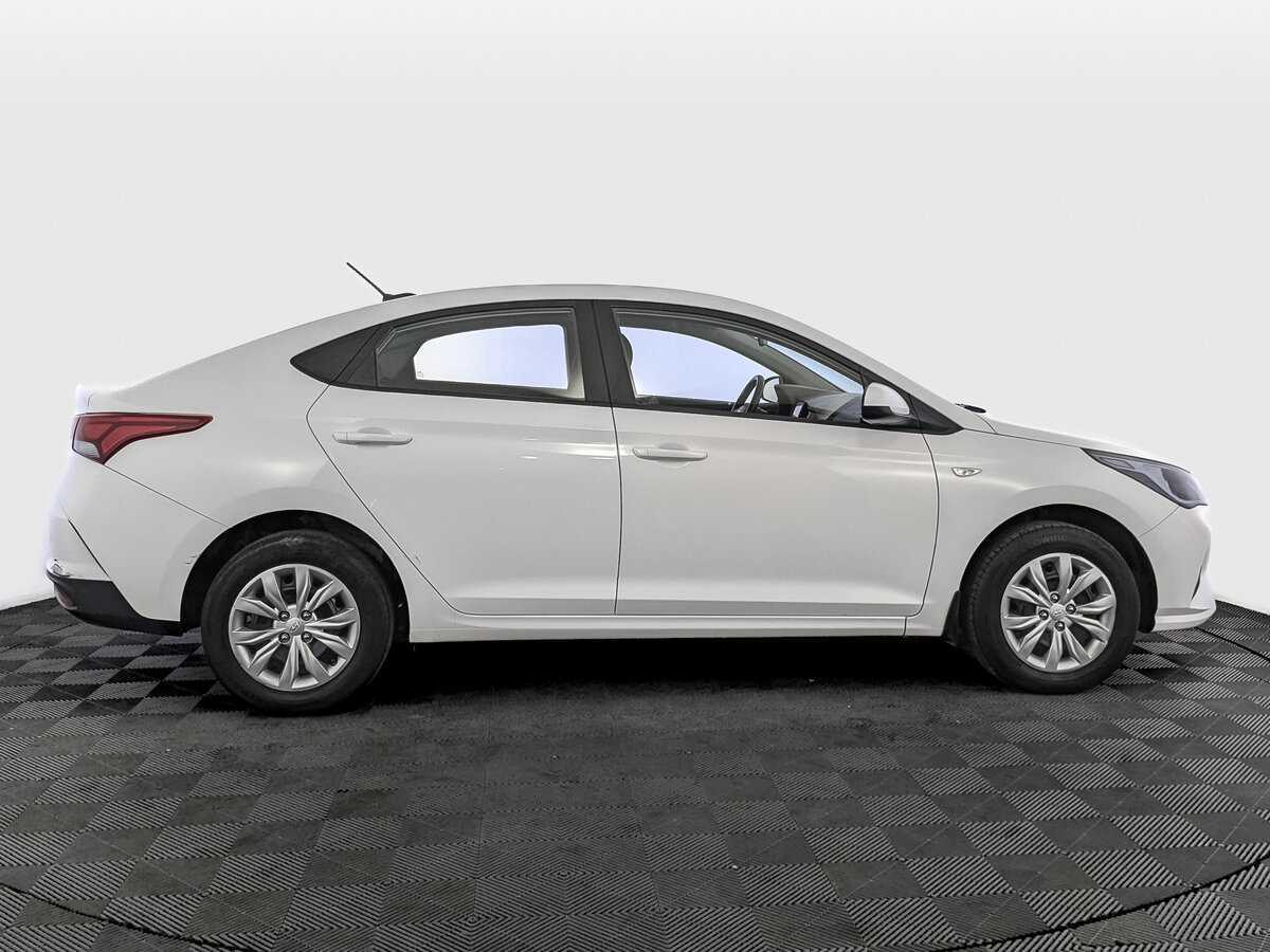Купить Hyundai Solaris, 2021, 87 565 км, фото №4