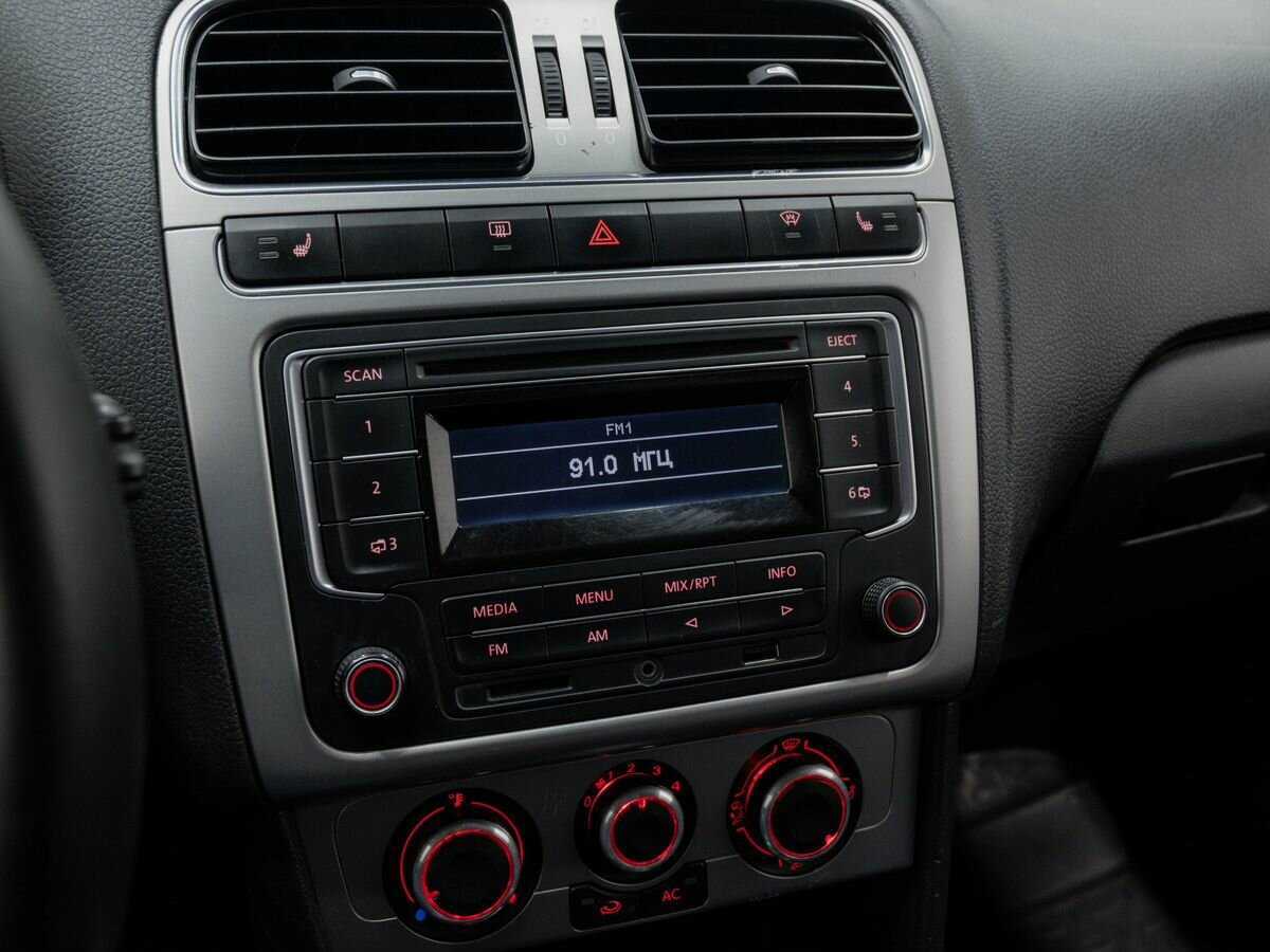 Купить Volkswagen Polo, 2013, 254 000 км, фото №17