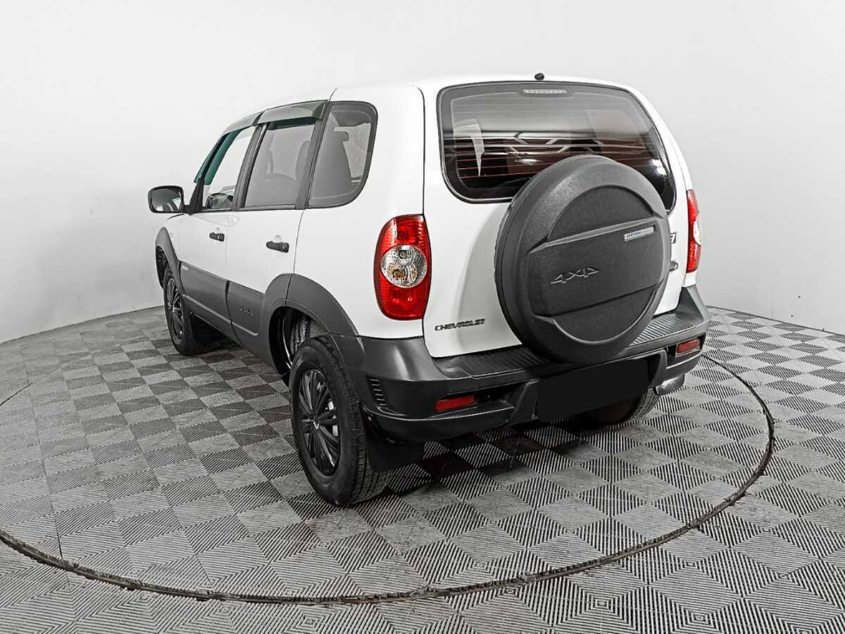 Купить Chevrolet Niva, 2015, 118 260 км, фото №6