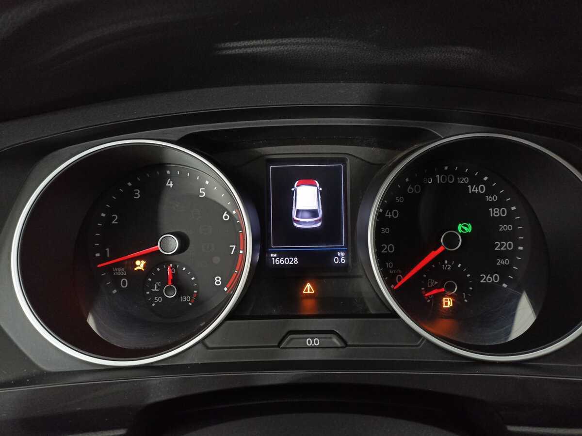 Купить Volkswagen Tiguan, 2017, 165 998 км, фото №11