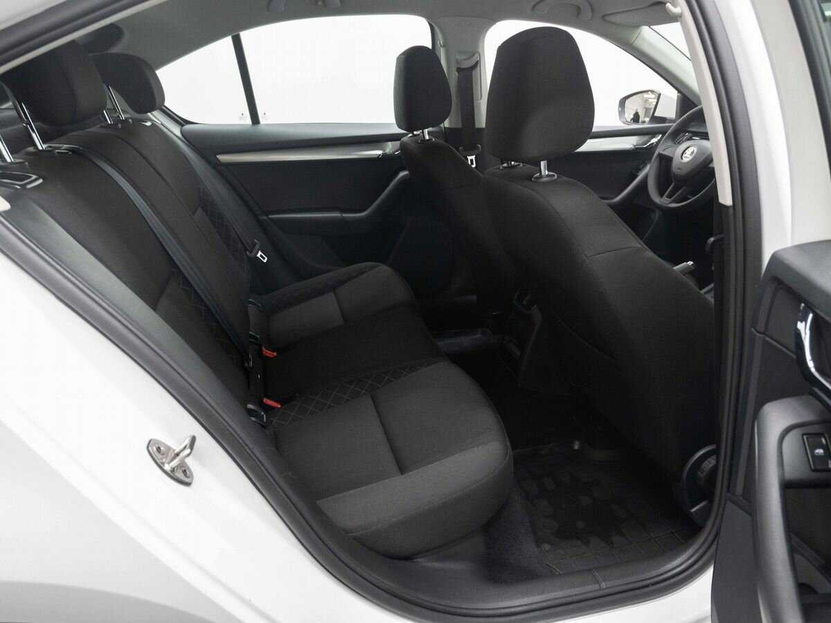 Купить Skoda Octavia, 2019, 181 000 км, фото №12