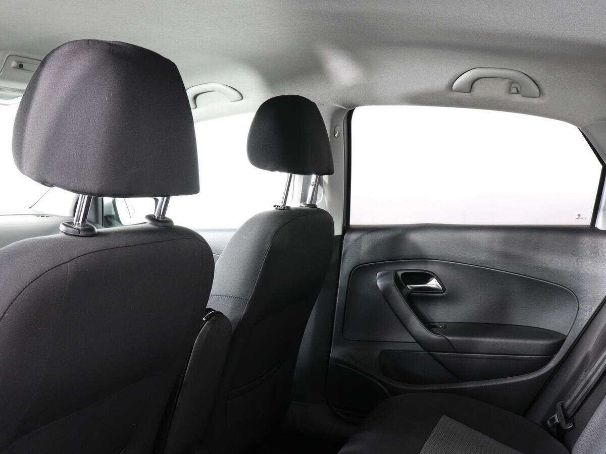Купить Volkswagen Polo, 2015, 104 940 км, фото №12