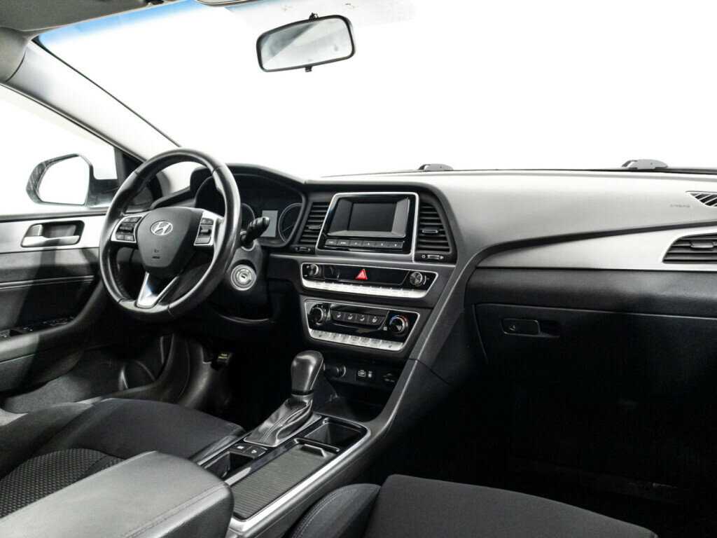 Купить Hyundai Sonata, 2019, 119 192 км, фото №9