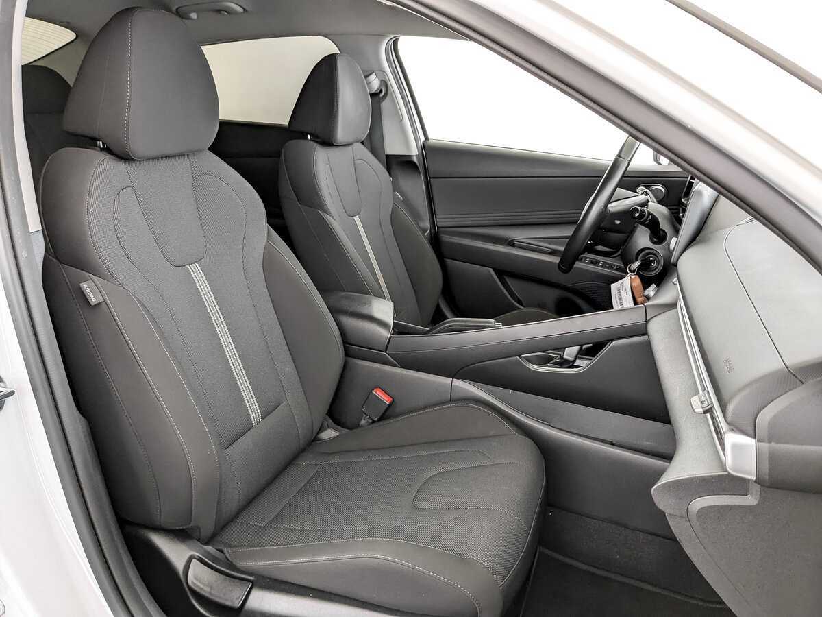 Купить Hyundai Elantra, 2021, 101 404 км, фото №21