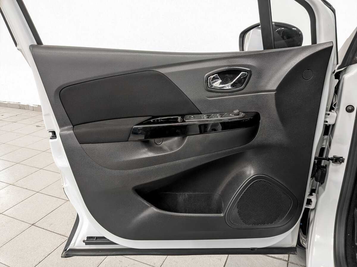 Купить Renault Kaptur, 2017, 181 705 км, фото №19