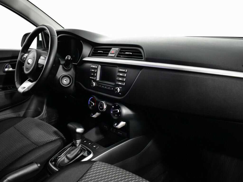Купить Kia Rio, 2018, 110 000 км, фото №9
