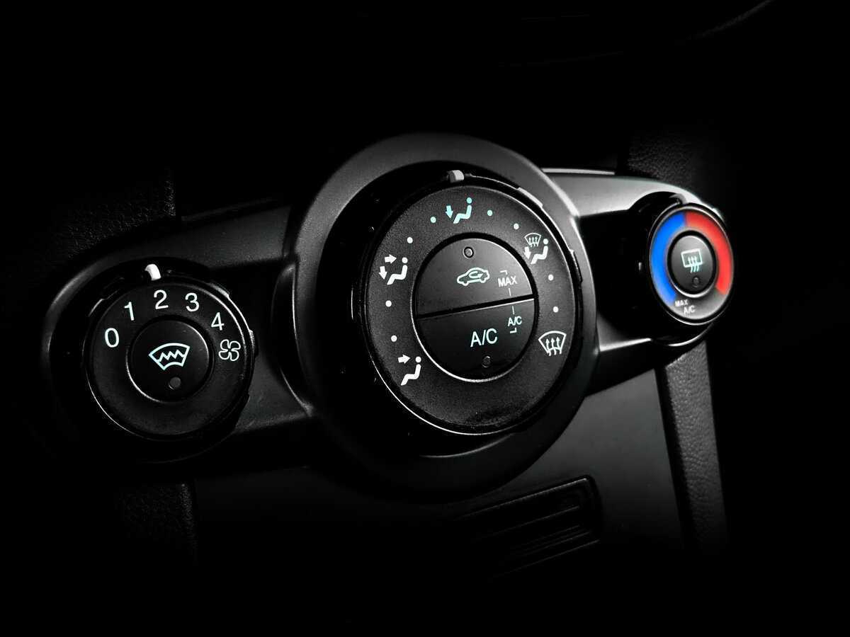 Купить Ford Fiesta, 2017, 87 177 км, фото №24