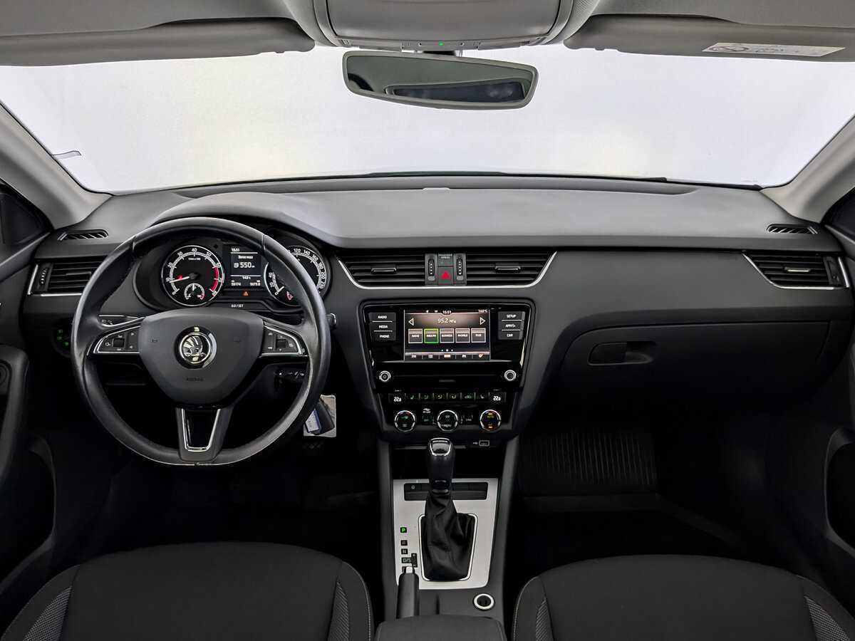 Купить Skoda Octavia, 2018, 56 162 км, фото №14