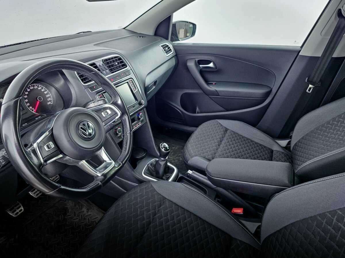 Купить Volkswagen Polo, 2018, 179 560 км, фото №9