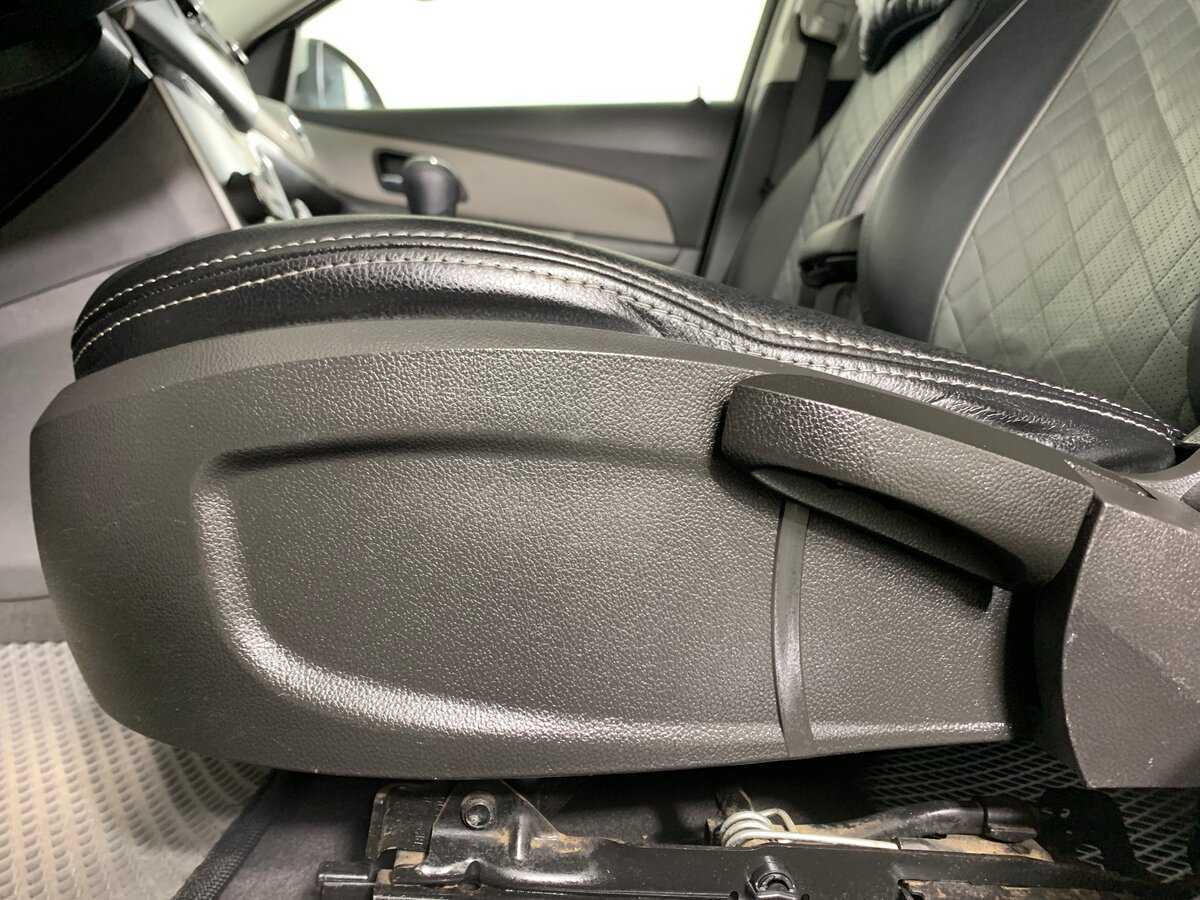 Купить Chevrolet Cruze, 2012, 306 914 км, фото №17