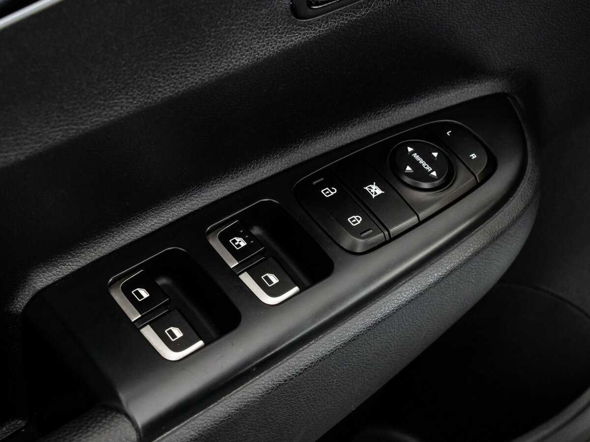 Купить Kia Rio X-Line, 2018, 83 940 км, фото №14