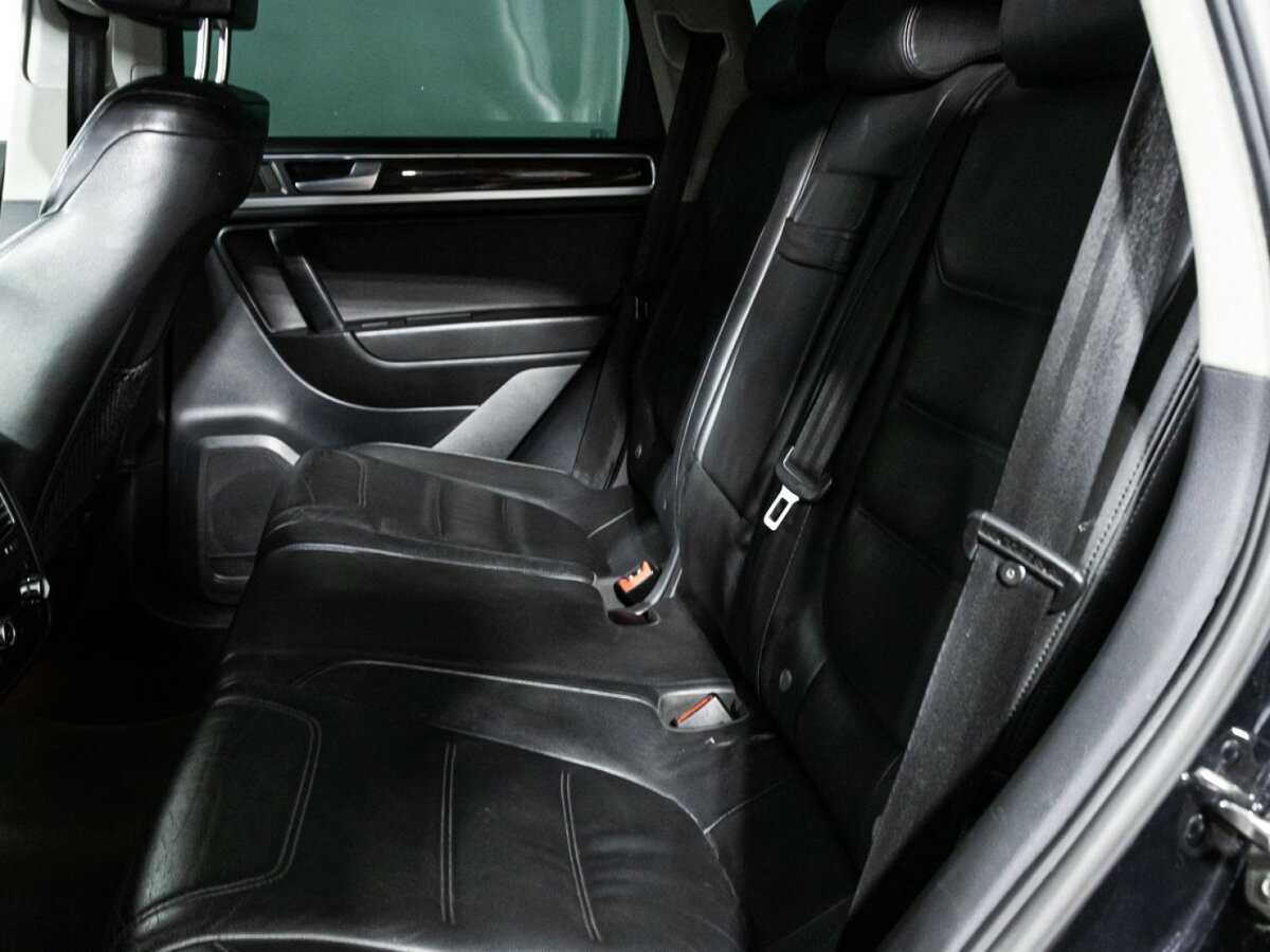 Купить Volkswagen Touareg, 2012, 329 160 км, фото №10