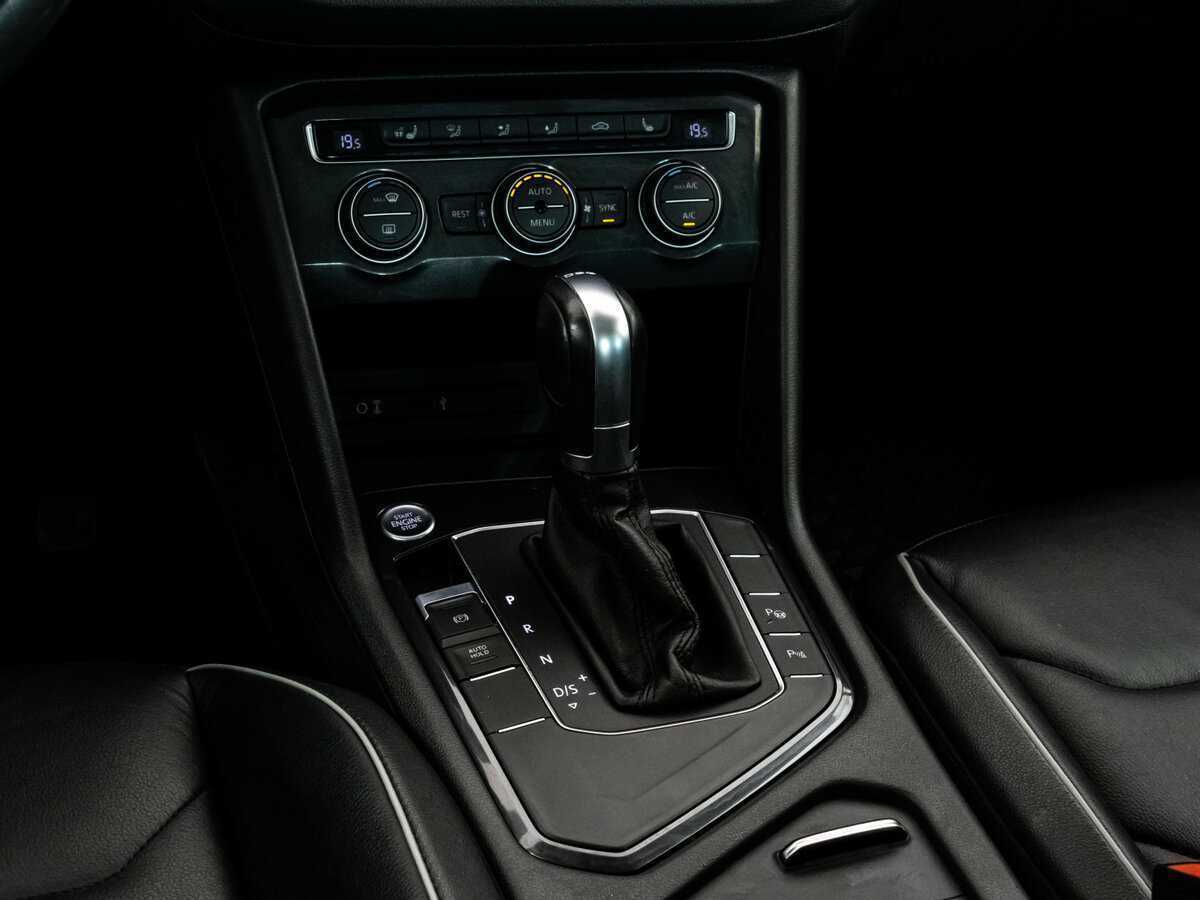 Купить Volkswagen Tiguan, 2017, 205 404 км, фото №12