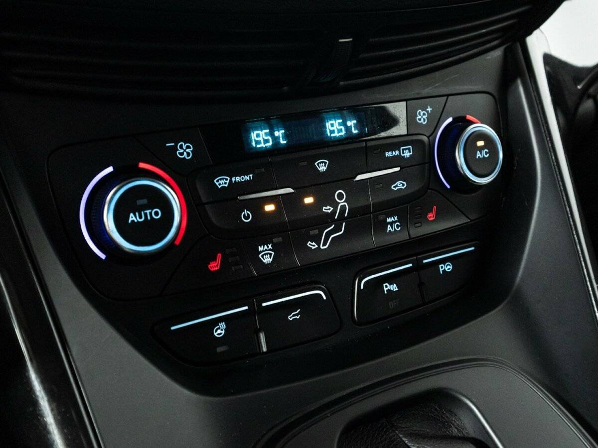 Купить Ford Kuga, 2017, 145 896 км, фото №15