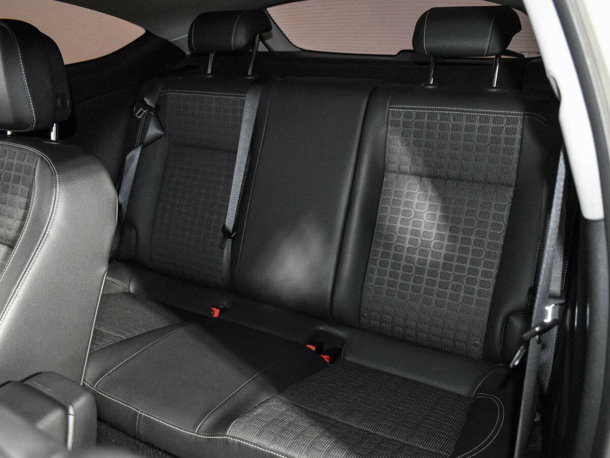 Купить Opel Astra GTC, 2012, 200 110 км, фото №11