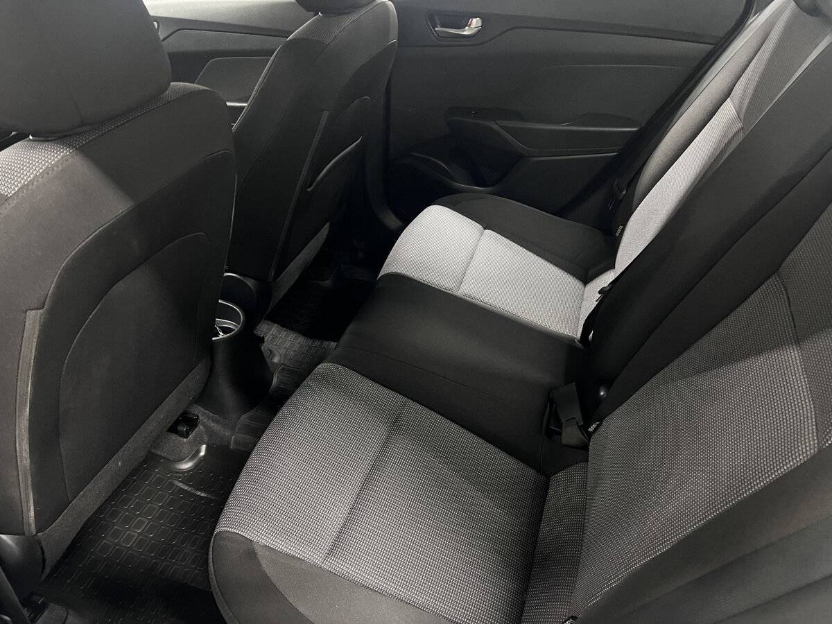 Купить Hyundai Solaris, 2019, 72 695 км, фото №12