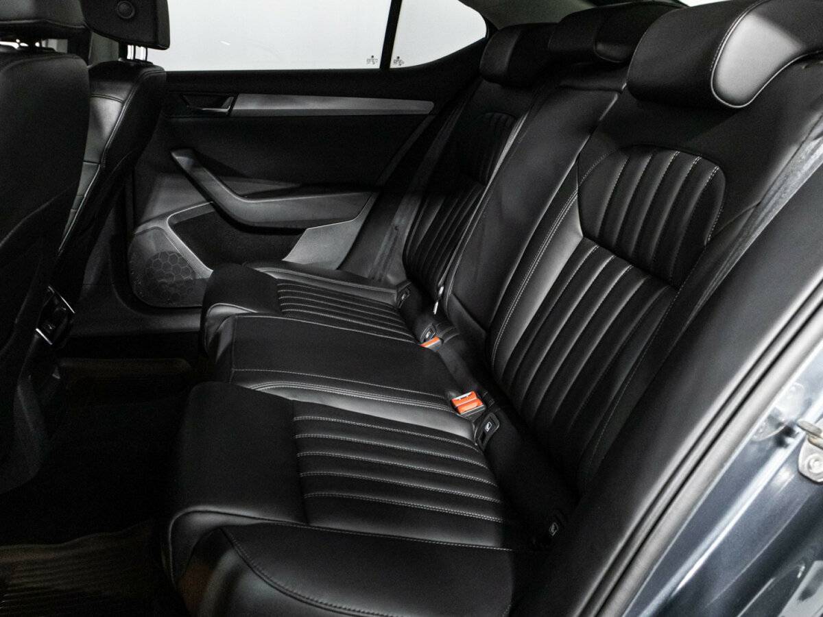 Купить Skoda Superb, 2018, 126 847 км, фото №10