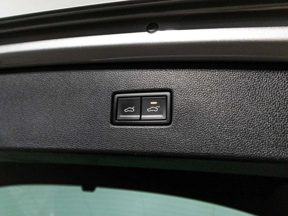 Купить Volkswagen Tiguan, 2019, 123 829 км, фото №16