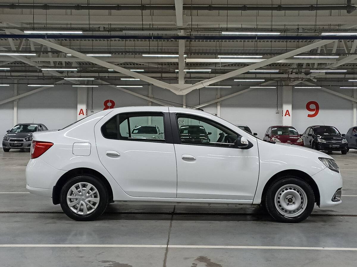 Купить Renault Logan, 2017, 100 674 км, фото №4