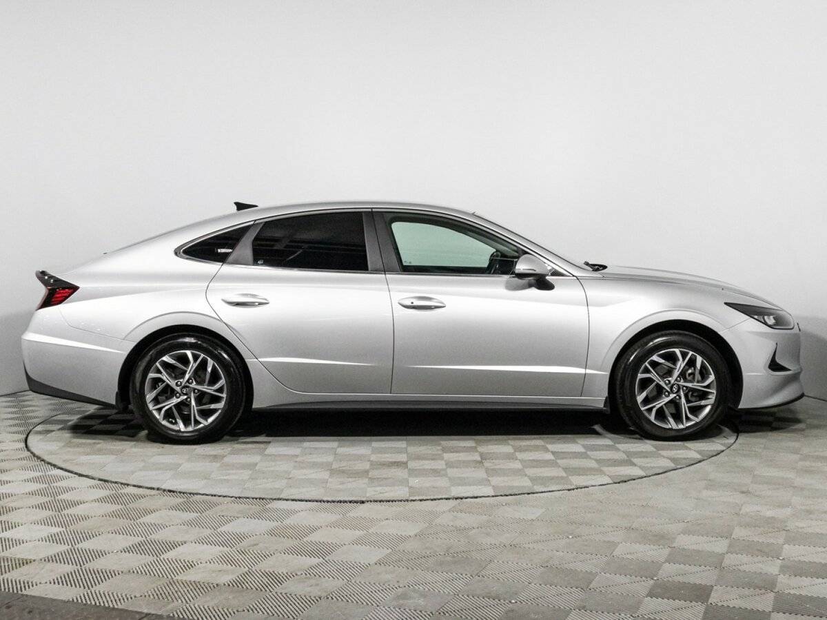 Купить Hyundai Sonata, 2020, 53 330 км, фото №4