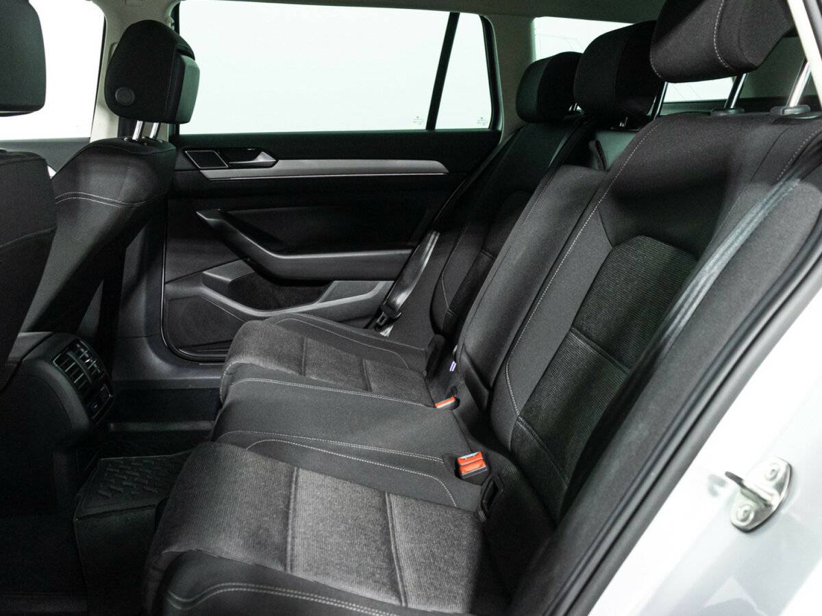 Купить Volkswagen Passat B8, 2017, 147 000 км, фото №10