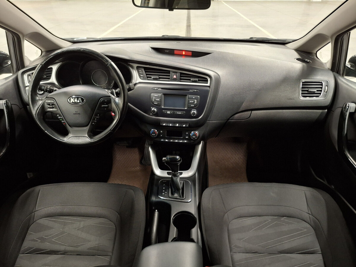 Купить Kia Ceed II Рестайлинг, 2018, 181 461 км, фото №14