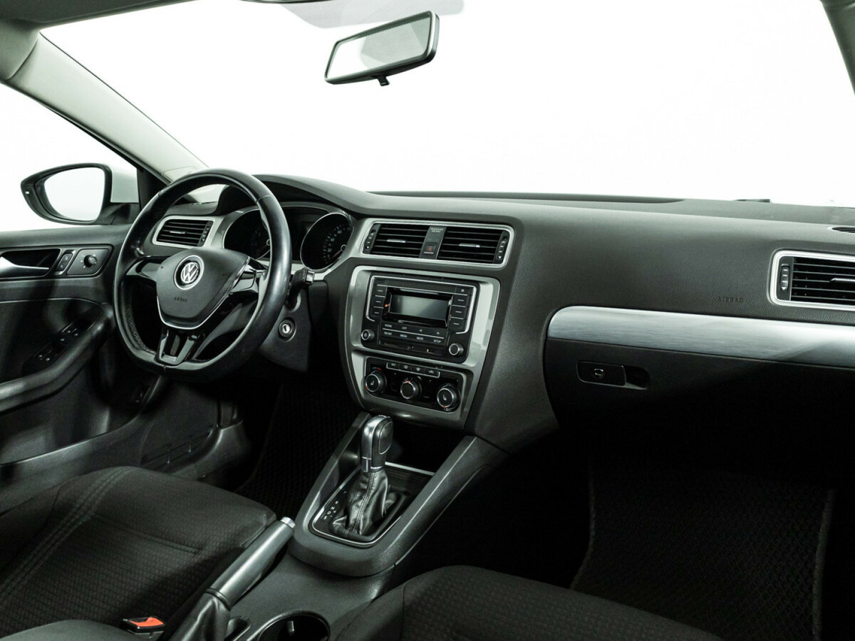 Купить Volkswagen Jetta VI Рестайлинг, 2017, 119 007 км, фото №7
